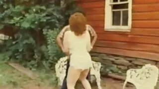 بڑے سیاہ ڈک کی مشق لچکدار گدا جانور سکسی